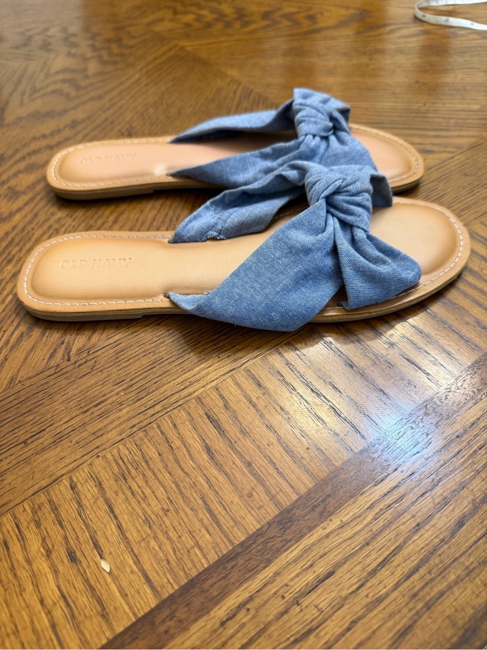 Old Navy Light Blue Denim Knot Slide Sandals